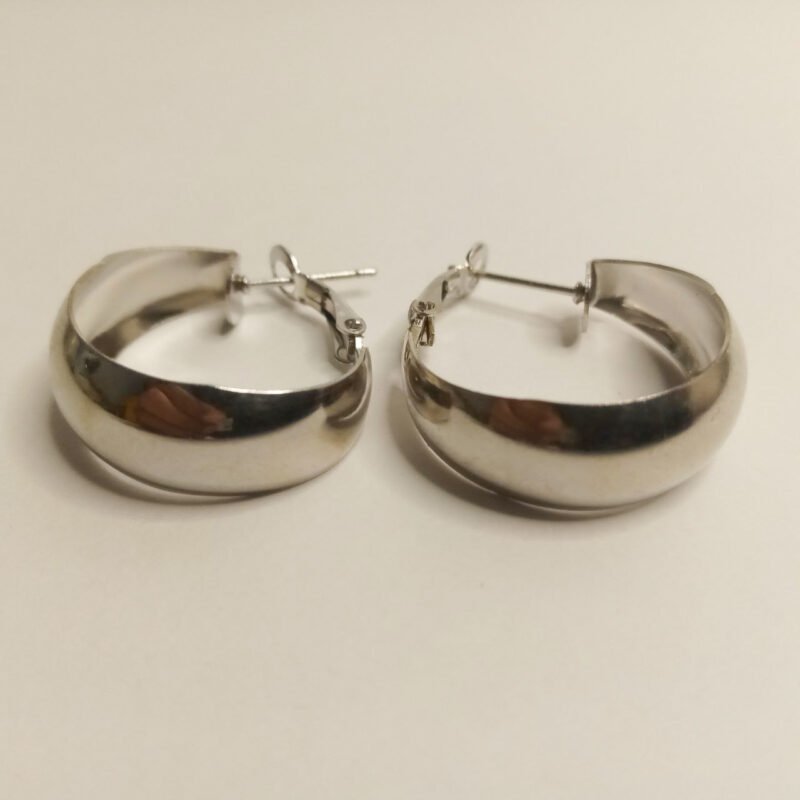 Pendientes plateados