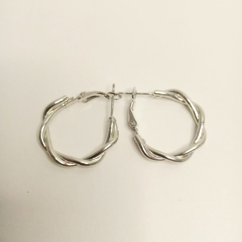 Pendientes plateados