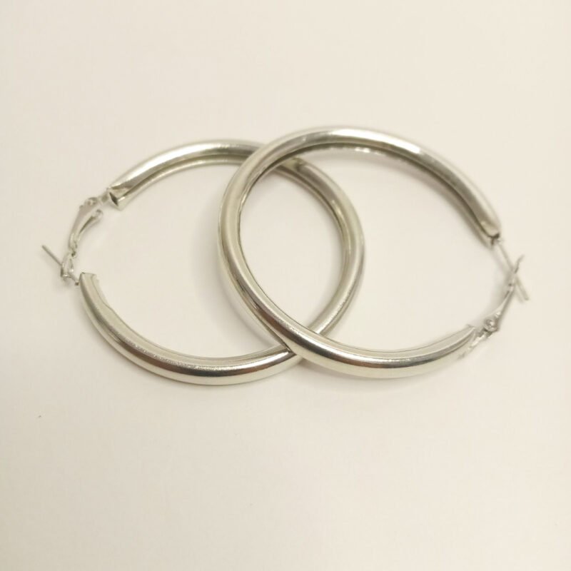 Pendientes plateados